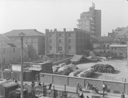 【jpg清晰版】天津后院1940年.jpg