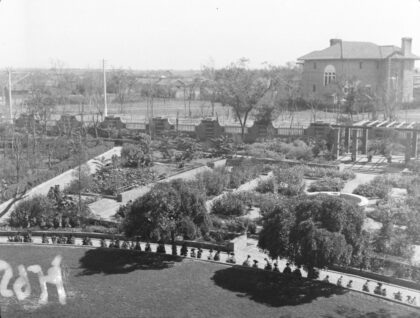 【jpg清晰版】天津大院（太古洋行）花园1940年.jpg