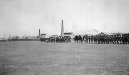 【jpg清晰版】天津英王爱德华七世诞辰阅兵式约1907年.jpg