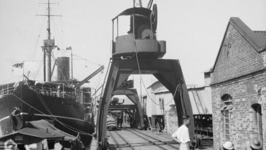 【jpg清晰版】太古糖厂码头香港1940年.jpg
