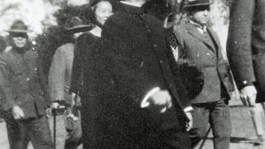 【jpg清晰版】孙中山走过一栋房子.jpg