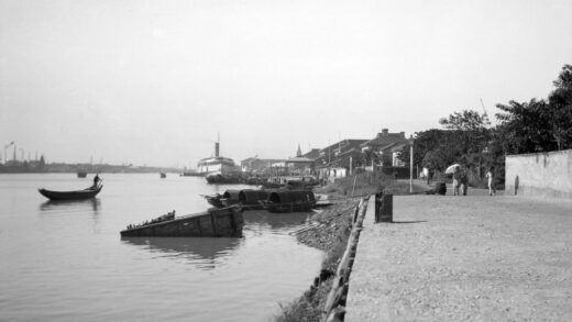 【jpg清晰版】宁波外滩约1907年.jpg