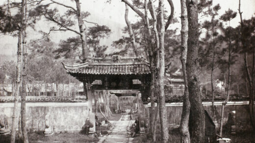 【jpg清晰版】宁波附近的阿育王寺入口.jpg