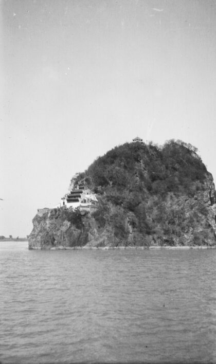 【jpg清晰版】安庆长江小孤山.jpg