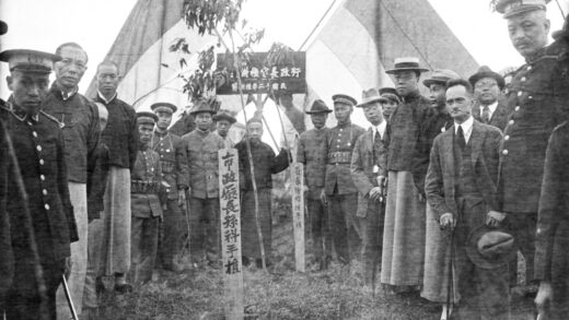 【jpg清晰版】官方植树仪式.jpg