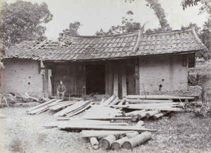 【jpg清晰版】小屋与木材.jpg