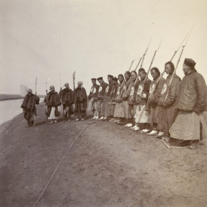 【jpg清晰版】小清河上的中国士兵队伍.jpg