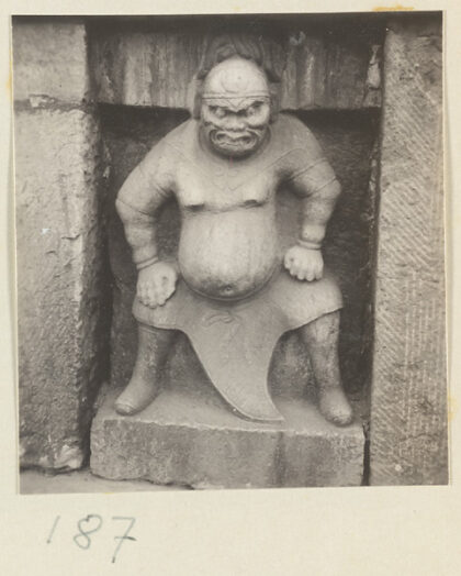 【jpg清晰版】开元寺塔浮雕人物细部.jpg
