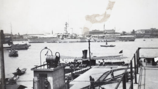 【jpg清晰版】德国海军巡洋舰埃姆登号在黄浦江上上海.jpg