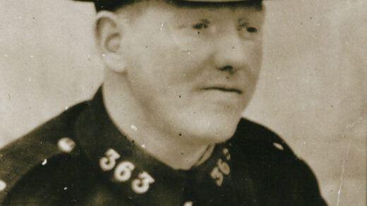 【jpg清晰版】成都警察局警员1934年上海.jpg
