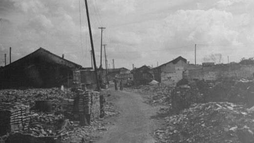 【jpg清晰版】战损区街道上海.jpg