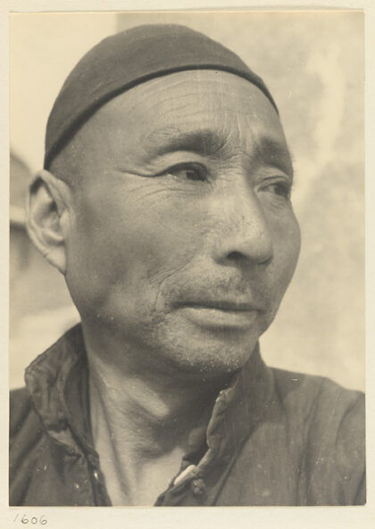 【jpg清晰版】戴帽子的男人.jpg