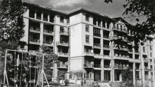 【jpg清晰版】新中国内地会大楼上海1931年.jpg