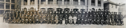 【jpg清晰版】新闸路警察局人员（上海市警察局）上海1933年.jpg