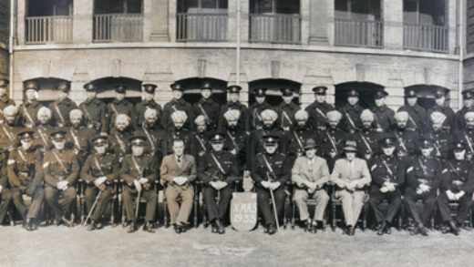 【jpg清晰版】新闸路警察局人员（上海市警察局）上海1933年.jpg