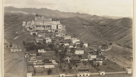 【jpg清晰版】普陀宗乘之庙寺庙群全景.jpg