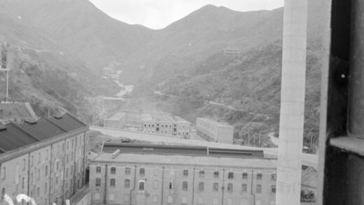 【jpg清晰版】柏架山山谷香港.jpg
