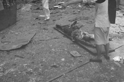 【jpg清晰版】死亡与毁灭1937年8月23日上海先施公司遭轰炸.jpg