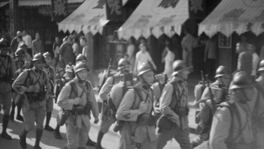 【jpg清晰版】法国步兵部队上海.jpg