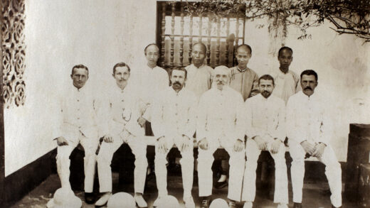 【jpg清晰版】海口海关外勤人员1898年.jpg