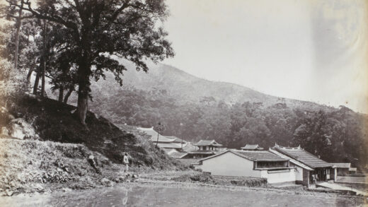 【jpg清晰版】涌泉寺（鼓山寺）鼓山福州和稻田.jpg