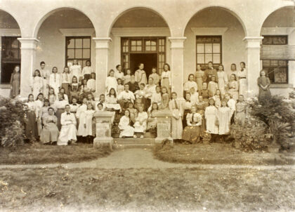【jpg清晰版】烟台中国内地会女子学校1899年.jpg