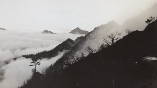 【jpg清晰版】牛首山清晨一景.jpg