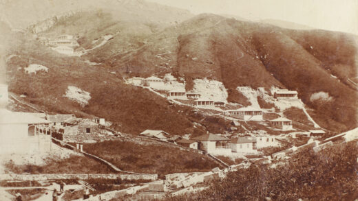 【jpg清晰版】牯岭邮局外的景色1900年.jpg