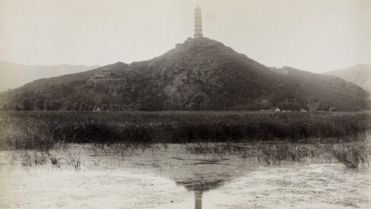【jpg清晰版】玉峰塔和昆明湖北京.jpg
