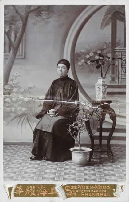【jpg清晰版】玛丽·玛莎·埃利奥特（娘家姓埃文斯）上海约1907年.jpg