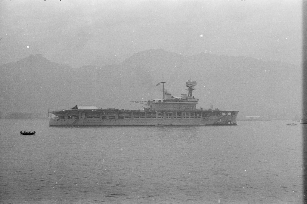 【JPG清晰版】皇家海军航空母舰HMS鹰号香港