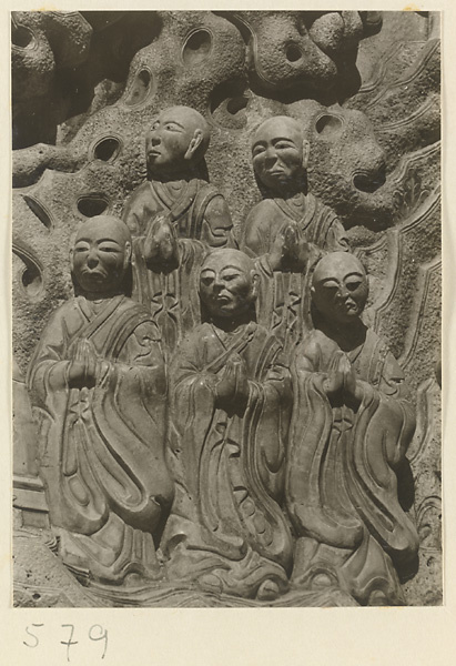 【jpg清晰版】皇寺塔细节展示佛教人物浮雕.jpg