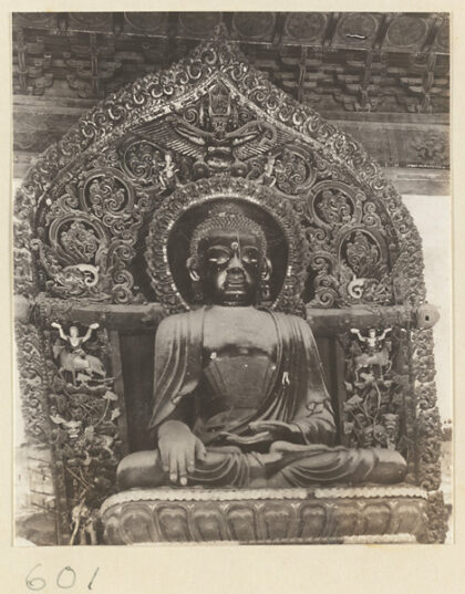 【jpg清晰版】皇寺寺庙内部展示佛像.jpg