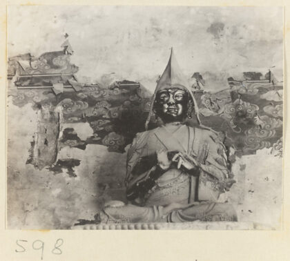 【jpg清晰版】皇寺寺庙内部展示雕像和壁画细节.jpg