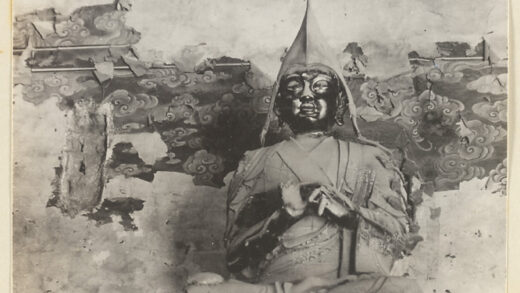 【jpg清晰版】皇寺寺庙内部展示雕像和壁画细节.jpg