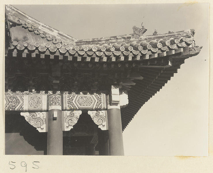 【JPG清晰版】皇寺寺庙屋顶外部细节展示装饰和彩绘梁
