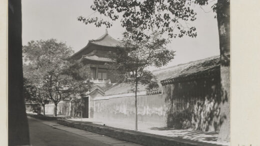 【jpg清晰版】紫禁城内的双檐建筑和墙壁.jpg