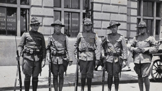 【jpg清晰版】美国公司上海义勇队队员上海1925年.jpg