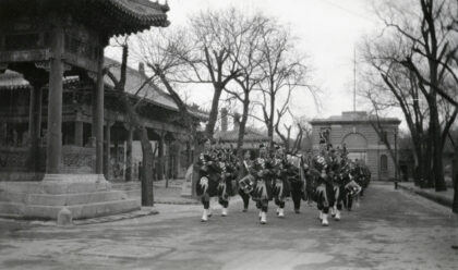 【jpg清晰版】苏格兰卫队军乐团英国驻北京公使馆.jpg