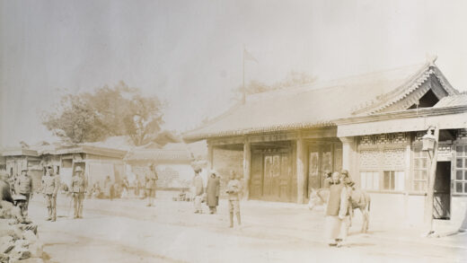 【jpg清晰版】英国士兵在街上.jpg