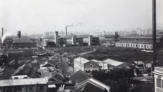 【jpg清晰版】英国香烟公司浦东工厂眺望外滩的景色上海.jpg
