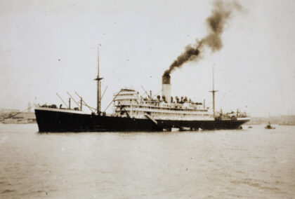 【jpg清晰版】蓝烟囱航运公司sspatroclus号上海1932年.jpg