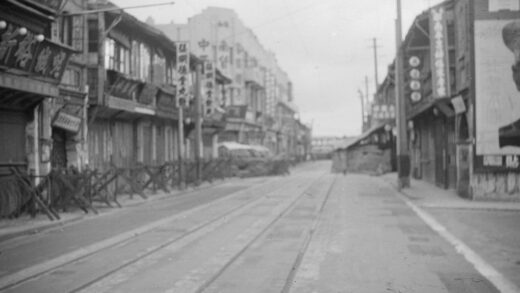【jpg清晰版】街垒和哨岗.jpg