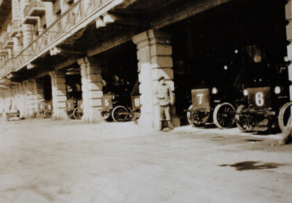 【jpg清晰版】装甲车上海万国商团上海1932年.jpg