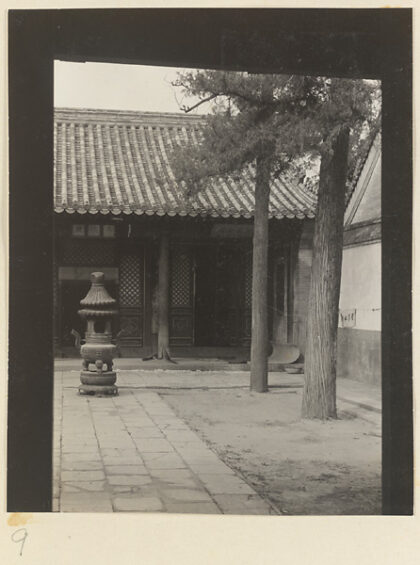 【jpg清晰版】西域寺寺庙建筑与庭院细节及香炉.jpg