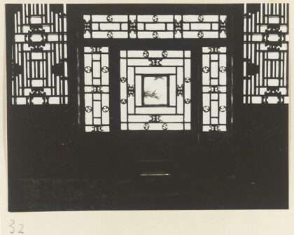 【jpg清晰版】西域寺殿内带格子纹的隔断.jpg