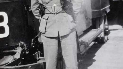 【jpg清晰版】道先生装甲车公司上海义勇队1932年.jpg