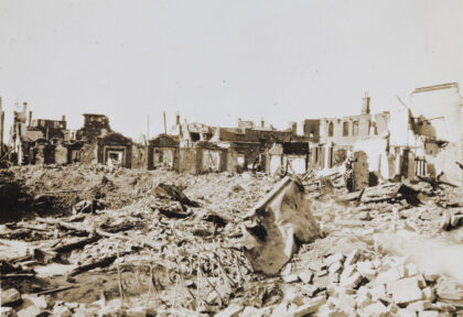 【jpg清晰版】闸北被毁建筑上海1932年.jpg