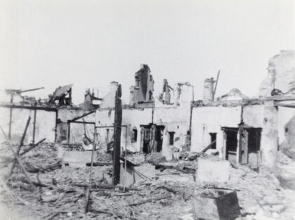 【jpg清晰版】闸北被毁的房屋上海1932年.jpg