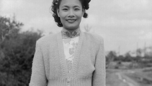 【jpg清晰版】陈济棠夫人海南岛.jpg